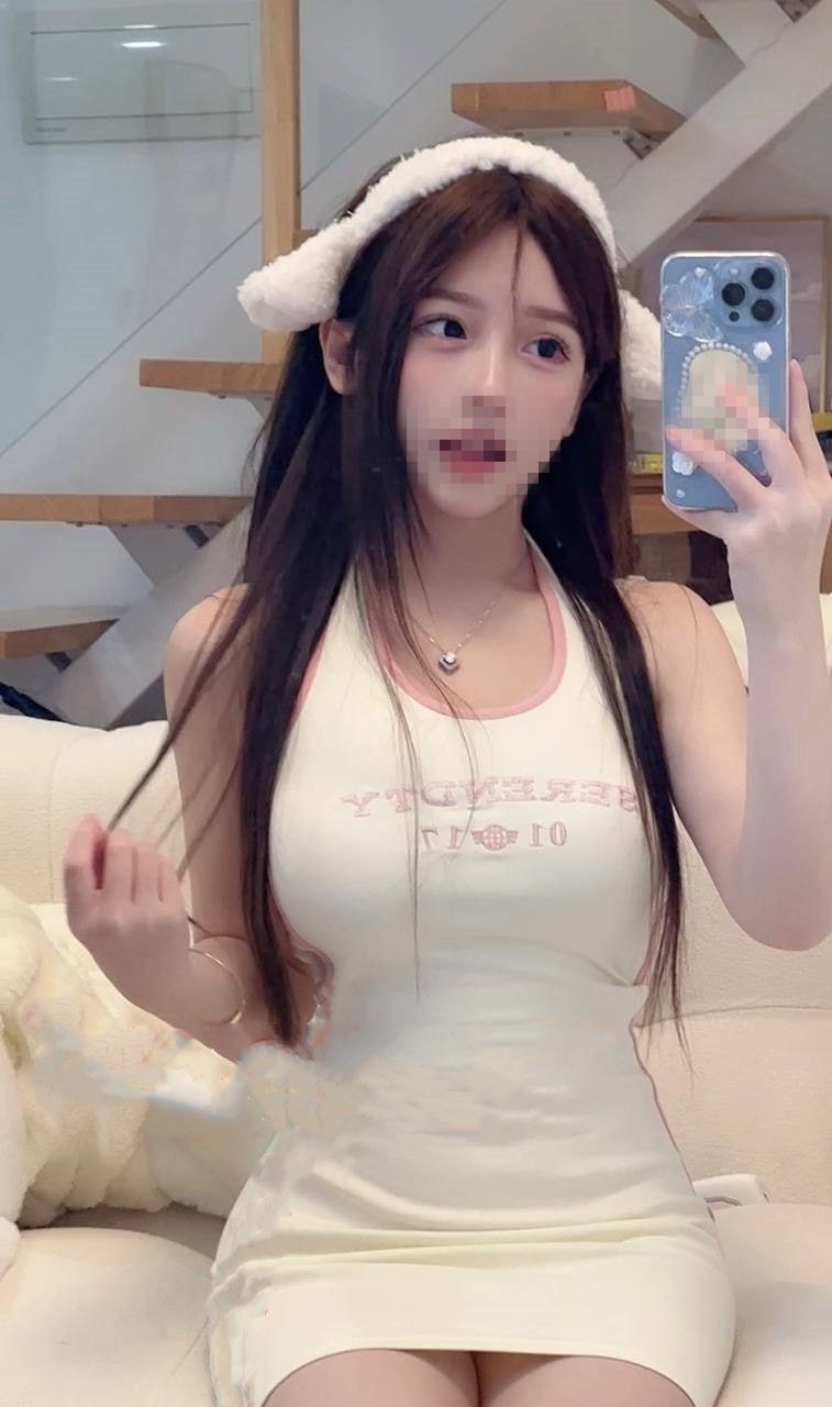 4894095995.jpg
