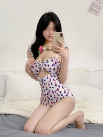 身材優 大奶 性欲很強 #耐幹  #穴緊舔鮑魚 69 口交技術超級好  特別會舔 #很敢玩~主