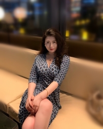 淑芳 160cm / E杯 / 49kg / 35歲 職業：幼兒園園長 大奶熟女 敢玩尺度大配合度 健談好