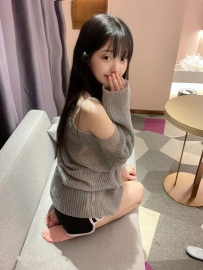 小景 158cm 43kg Ccup 19歲 學生妹 妖嬈身姿 身材辣辣的 小蠻腰小細腿 做愛次數少 鮑