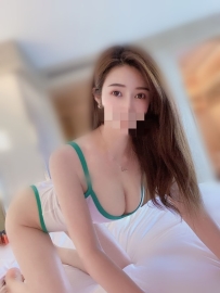 優旋  164.49. E .25y  豐滿的身材 凹凸有致  水嫩嫩的肌膚吹彈可破 雪白嬌嫩的乳房