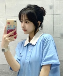 小燕  166cm  46kg  D cup  26 y  清純小騷女 超贊的妹妹 下面粉嫩敏感 有女友FU 口