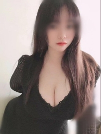 念念 162cm  E+cup  50kg  28歲  肉肉系列 白白嫩嫩的皮膚和大奶 讓人垂涎三尺  服務