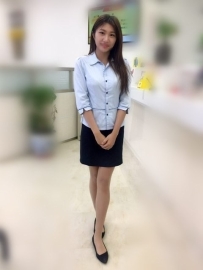 溏心    163cm Ccup 45kg 24歲 上班是氣質  嚴肅型  下班是可愛  活潑型 床上是淫蕩