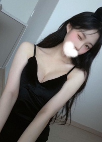 晴萱 160cm C 46 23歲 高顔值正妹 皮膚白嫩 外貌氣質好看 身材保養的很不錯哦 服務
